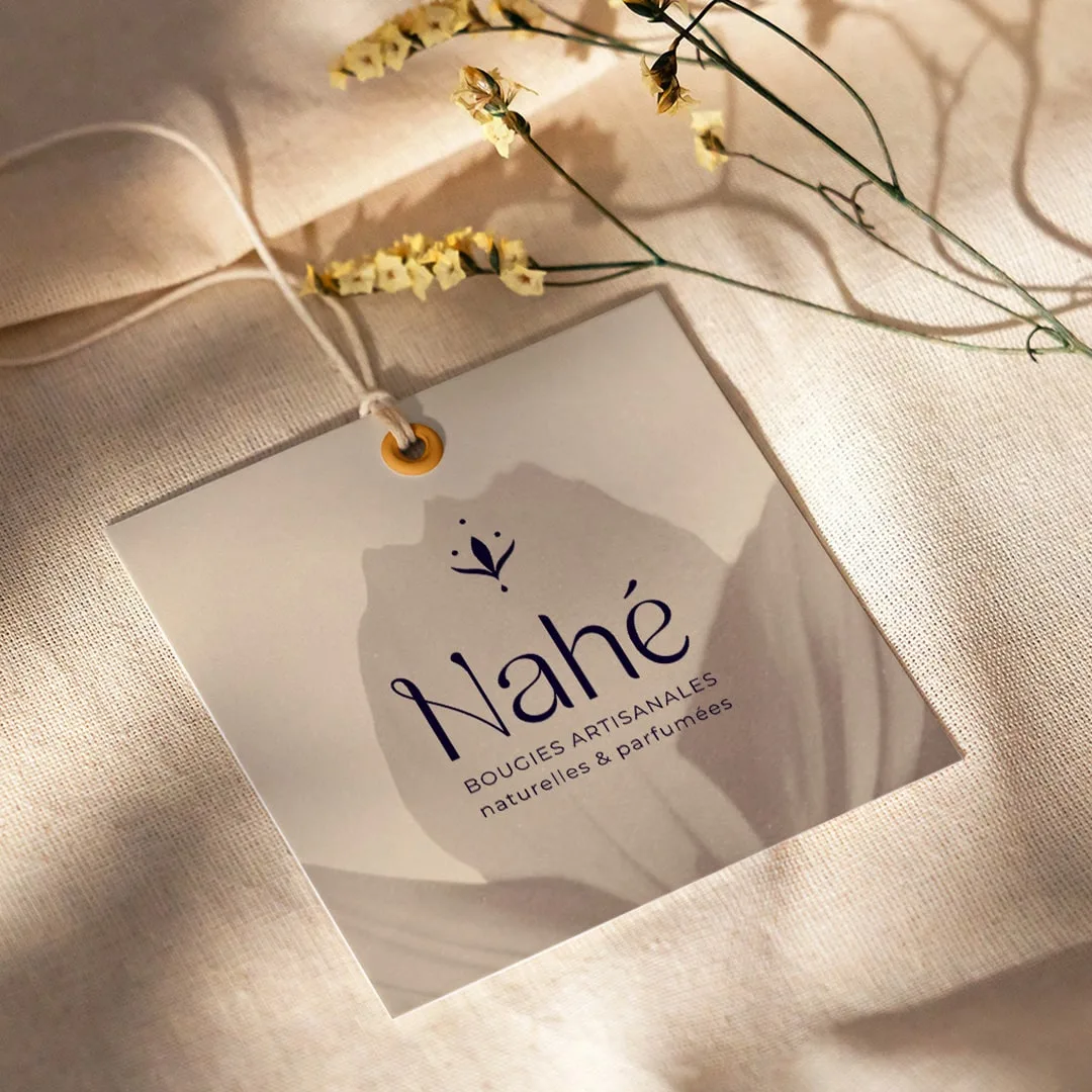 logo-identite-visuelle-bougies-naturelles-graphiste-freelance-essonne-iledefrance-04-min Logotypes d'une marque éthique et d'une coach